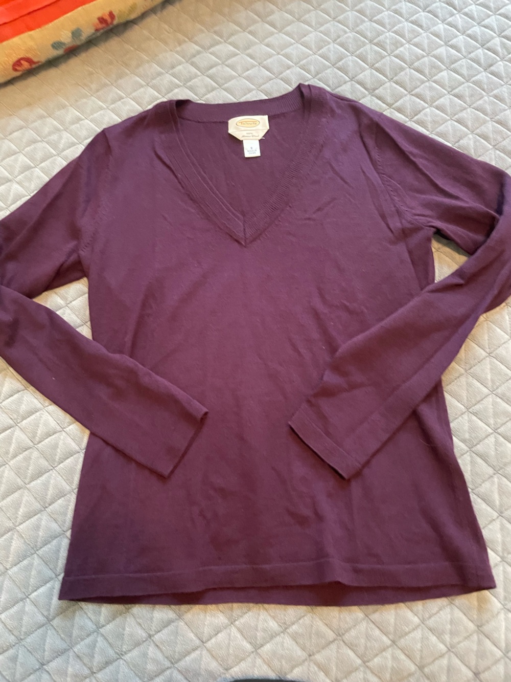 Merino wool Talbots small V-Neck Long Sleeve Women's sweater- Plum
